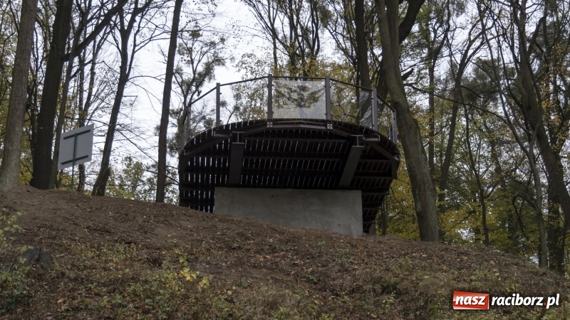 Zdjęcie w galerii na portalu naszraciborz.pl: Gotowa jest platformowa widokowa w Oborze i wieża w Pietrowicach Wielkich  wiadomości z regionu