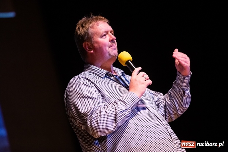 Zdjęcie w galerii na portalu naszraciborz.pl: XV edycja Festiwalu Wiatraki. Na finał spotkanie z Krzysztofem Wielickim wiadomości z regionu