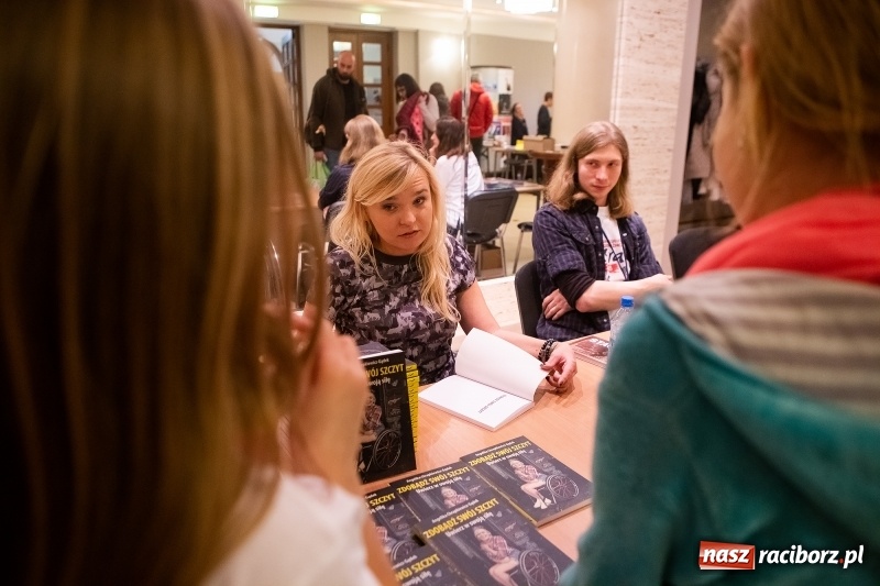 Zdjęcie w galerii na portalu naszraciborz.pl: XV edycja Festiwalu Wiatraki. Na finał spotkanie z Krzysztofem Wielickim wiadomości z regionu