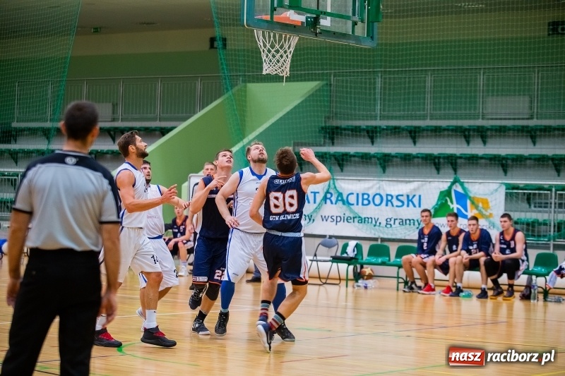 Zdjęcie w galerii na portalu naszraciborz.pl: Kolejne cenne zwycięstwo koszykarzy Ofensywy. GTK Gliwice pokonany wiadomości z regionu
