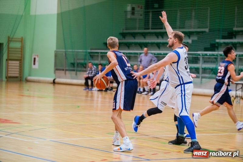 Zdjęcie w galerii na portalu naszraciborz.pl: Kolejne cenne zwycięstwo koszykarzy Ofensywy. GTK Gliwice pokonany wiadomości z regionu