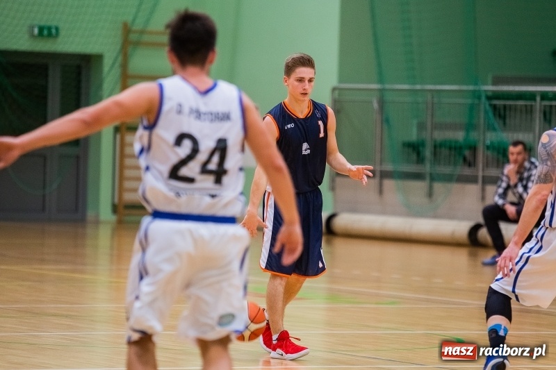 Zdjęcie w galerii na portalu naszraciborz.pl: Kolejne cenne zwycięstwo koszykarzy Ofensywy. GTK Gliwice pokonany wiadomości z regionu