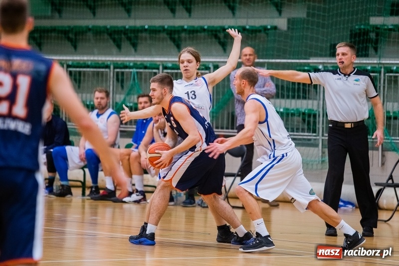Zdjęcie w galerii na portalu naszraciborz.pl: Kolejne cenne zwycięstwo koszykarzy Ofensywy. GTK Gliwice pokonany wiadomości z regionu