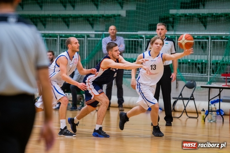 Zdjęcie w galerii na portalu naszraciborz.pl: Kolejne cenne zwycięstwo koszykarzy Ofensywy. GTK Gliwice pokonany wiadomości z regionu