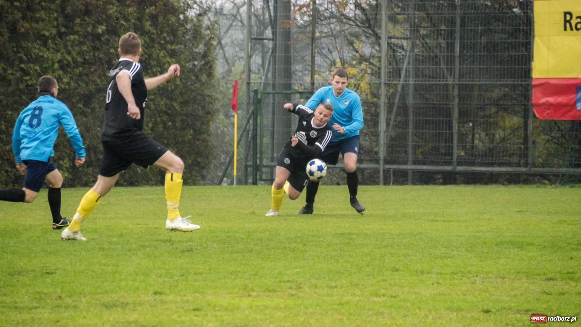 Zdjęcie w galerii na portalu naszraciborz.pl: Markowice zasłużenie wygrywają mecz na szczycie wiadomości z regionu