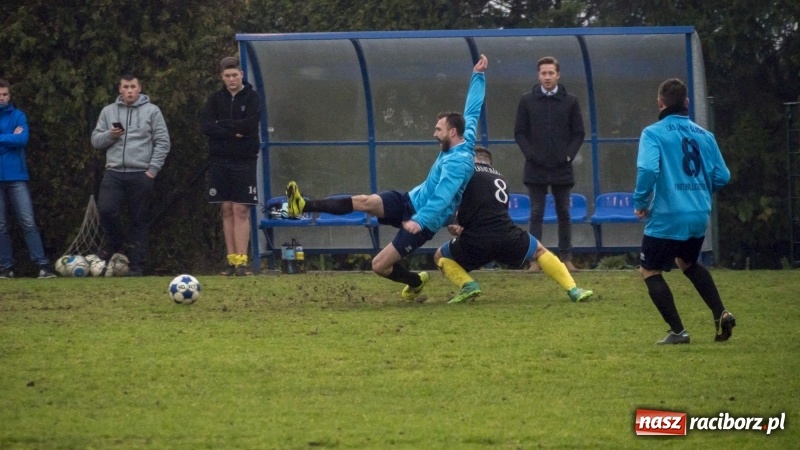 Zdjęcie w galerii na portalu naszraciborz.pl: Markowice zasłużenie wygrywają mecz na szczycie wiadomości z regionu