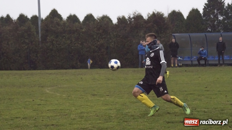 Zdjęcie w galerii na portalu naszraciborz.pl: Markowice zasłużenie wygrywają mecz na szczycie wiadomości z regionu