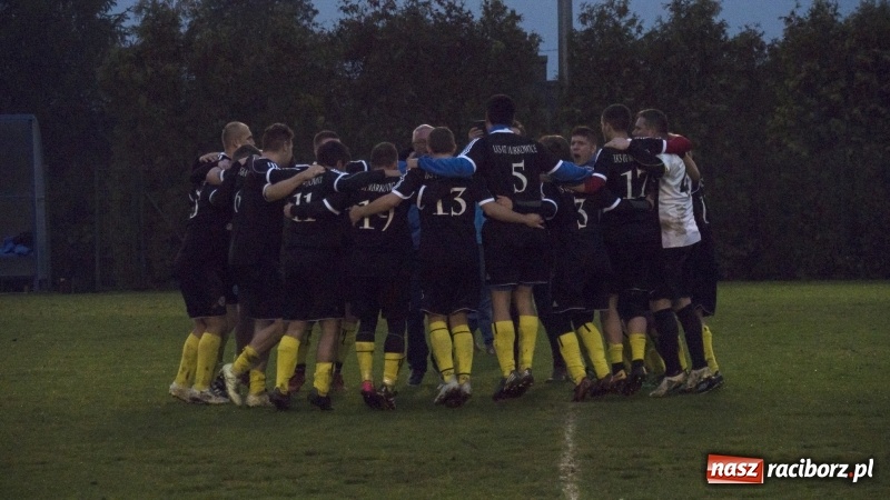 Zdjęcie w galerii na portalu naszraciborz.pl: Markowice zasłużenie wygrywają mecz na szczycie wiadomości z regionu