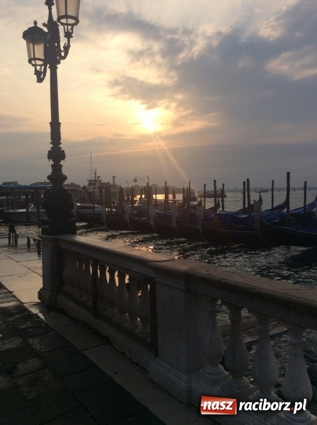 Zdjęcie w galerii na portalu naszraciborz.pl: Uczniowie ZSO nr 1 we Włoszech wiadomości z regionu