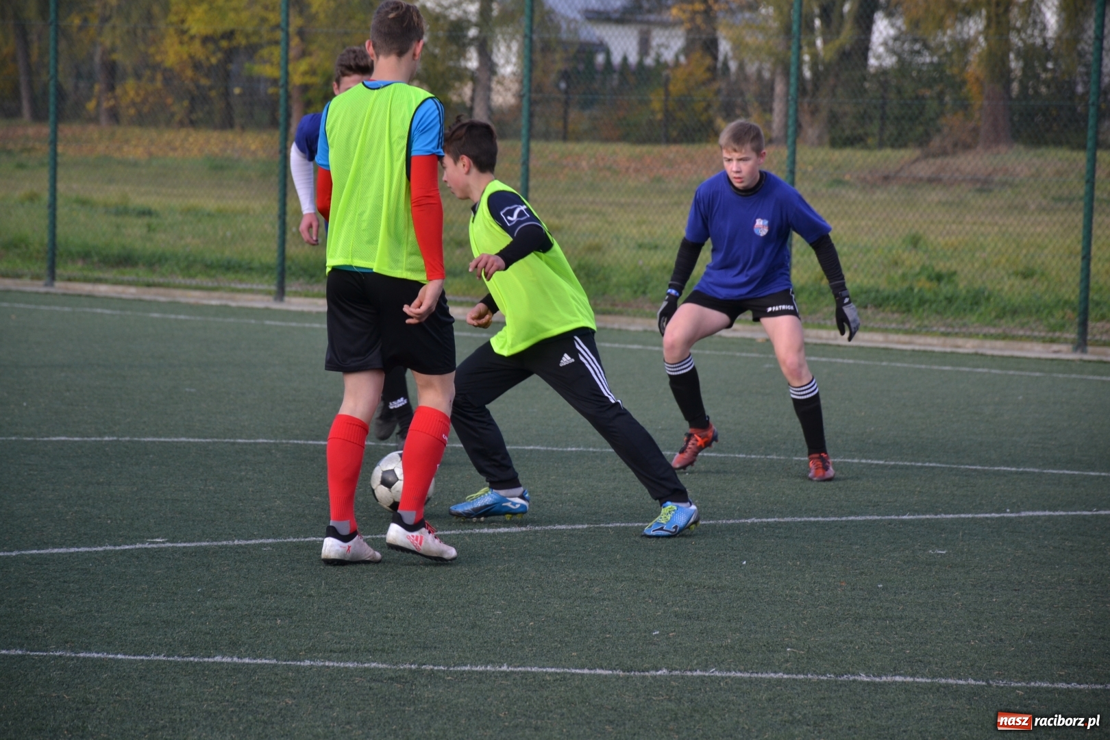 Zdjęcie w galerii na portalu naszraciborz.pl: W Krzyżanowicach szukali piłkarskich talentów wiadomości z regionu