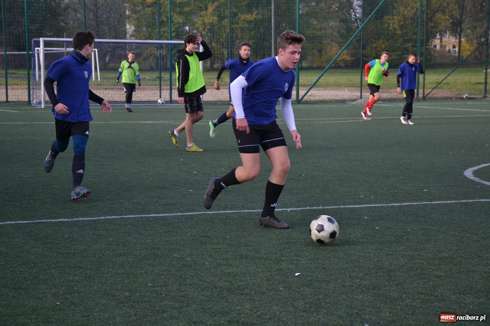 Zdjęcie w galerii na portalu naszraciborz.pl: W Krzyżanowicach szukali piłkarskich talentów wiadomości z regionu