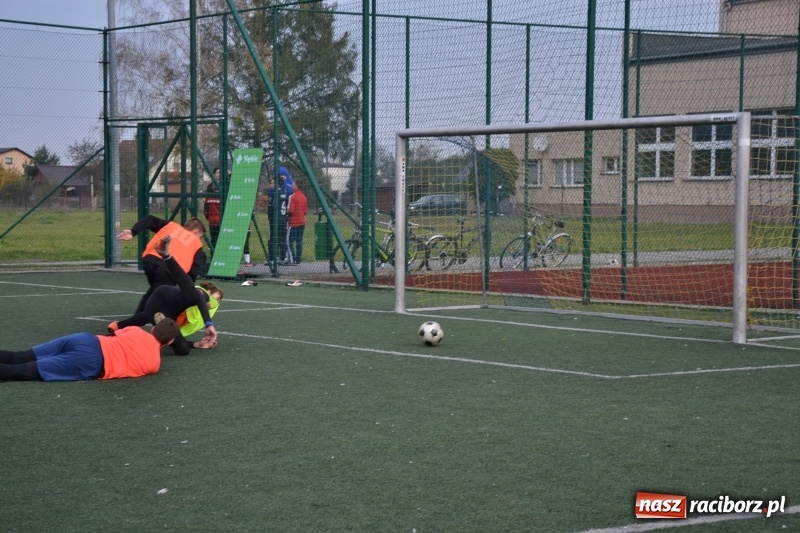 Zdjęcie w galerii na portalu naszraciborz.pl: W Krzyżanowicach szukali piłkarskich talentów wiadomości z regionu