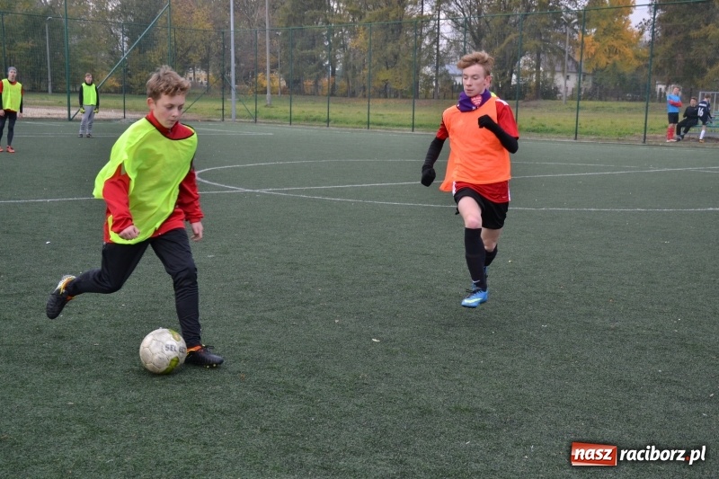 Zdjęcie w galerii na portalu naszraciborz.pl: W Krzyżanowicach szukali piłkarskich talentów wiadomości z regionu