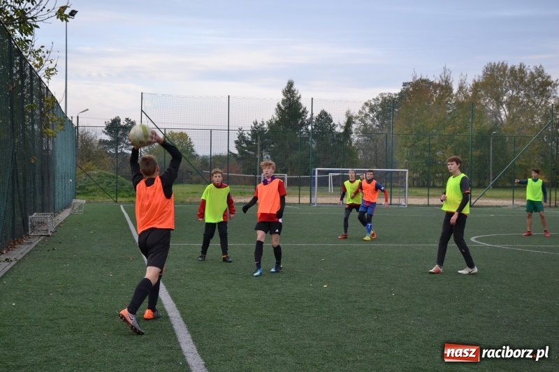 Zdjęcie w galerii na portalu naszraciborz.pl: W Krzyżanowicach szukali piłkarskich talentów wiadomości z regionu