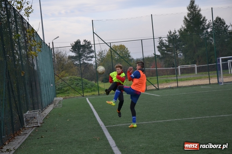 Zdjęcie w galerii na portalu naszraciborz.pl: W Krzyżanowicach szukali piłkarskich talentów wiadomości z regionu