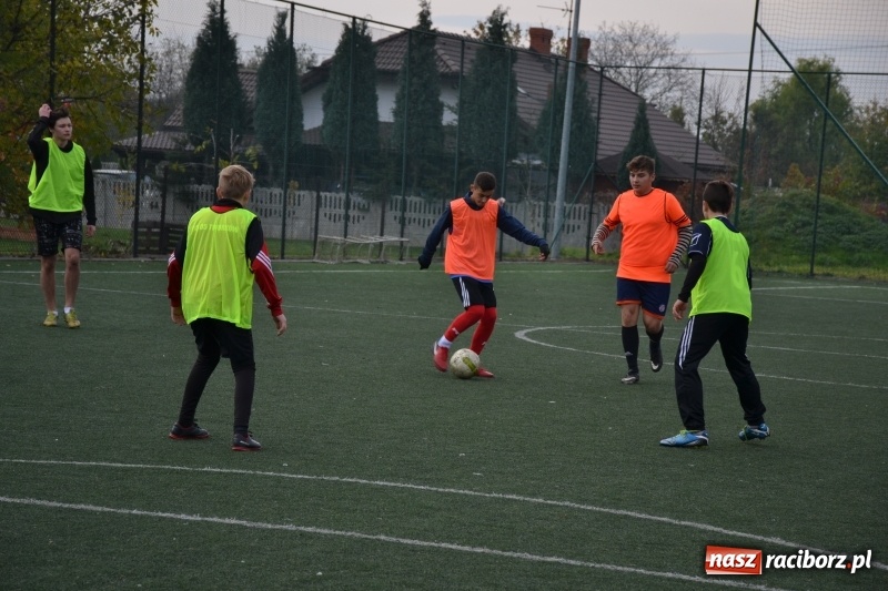 Zdjęcie w galerii na portalu naszraciborz.pl: W Krzyżanowicach szukali piłkarskich talentów wiadomości z regionu