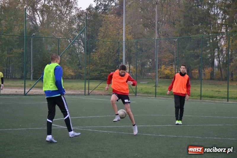 Zdjęcie w galerii na portalu naszraciborz.pl: W Krzyżanowicach szukali piłkarskich talentów wiadomości z regionu
