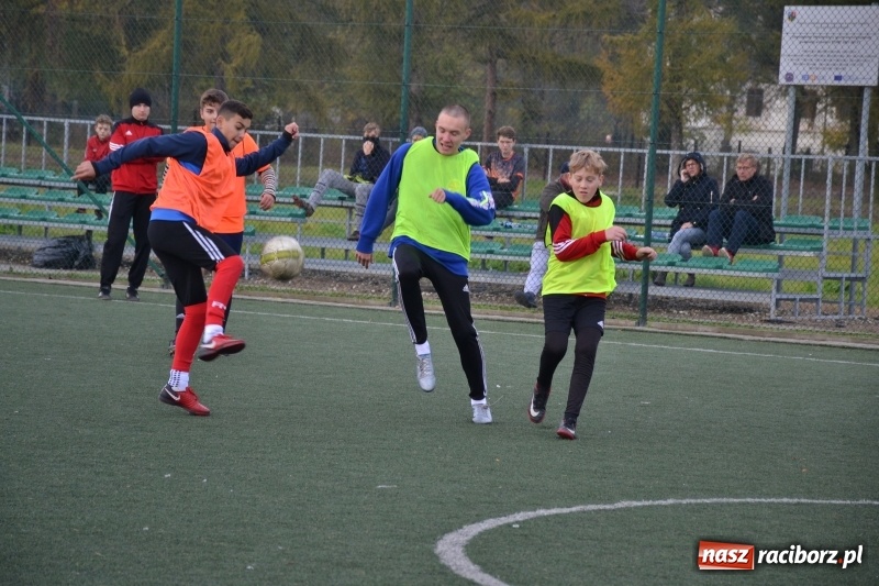 Zdjęcie w galerii na portalu naszraciborz.pl: W Krzyżanowicach szukali piłkarskich talentów wiadomości z regionu