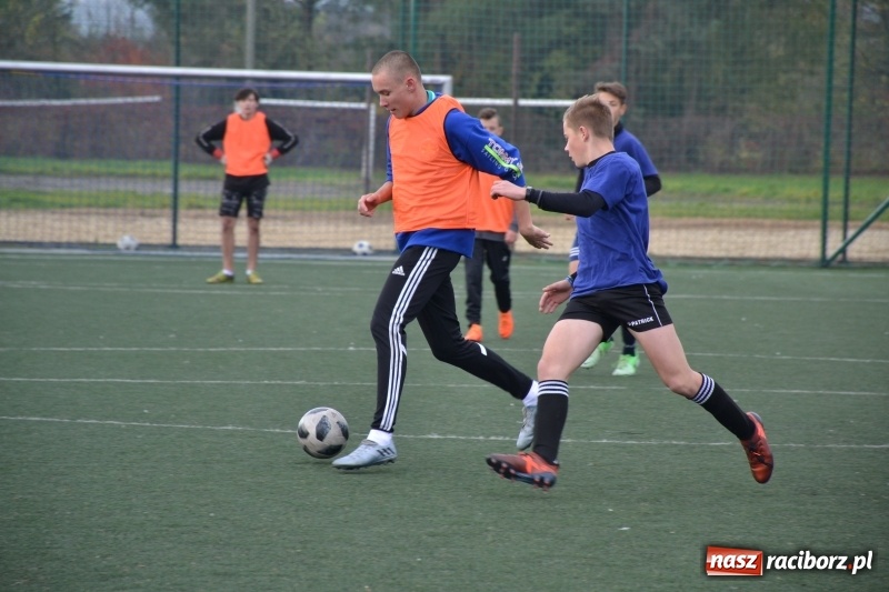 Zdjęcie w galerii na portalu naszraciborz.pl: W Krzyżanowicach szukali piłkarskich talentów wiadomości z regionu