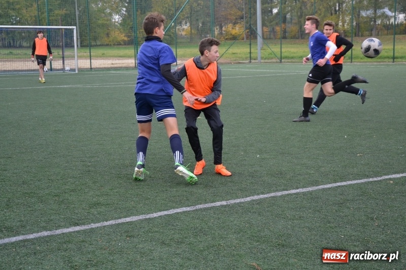 Zdjęcie w galerii na portalu naszraciborz.pl: W Krzyżanowicach szukali piłkarskich talentów wiadomości z regionu