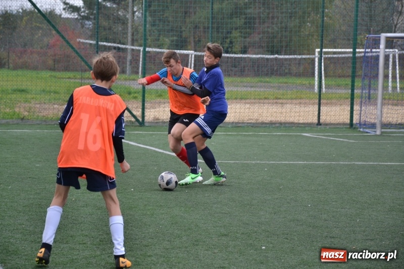Zdjęcie w galerii na portalu naszraciborz.pl: W Krzyżanowicach szukali piłkarskich talentów wiadomości z regionu