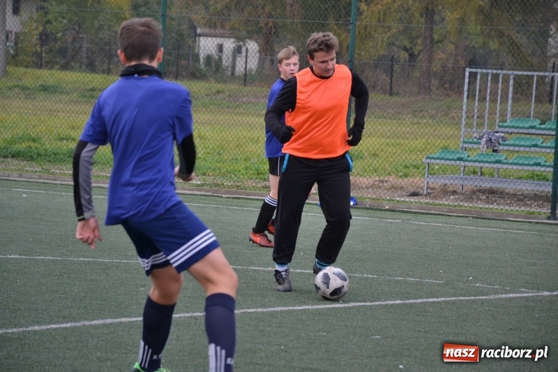 Zdjęcie w galerii na portalu naszraciborz.pl: W Krzyżanowicach szukali piłkarskich talentów wiadomości z regionu