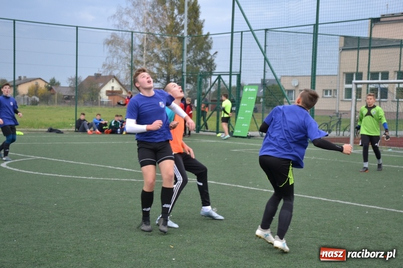 Zdjęcie w galerii na portalu naszraciborz.pl: W Krzyżanowicach szukali piłkarskich talentów wiadomości z regionu