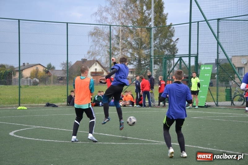 Zdjęcie w galerii na portalu naszraciborz.pl: W Krzyżanowicach szukali piłkarskich talentów wiadomości z regionu