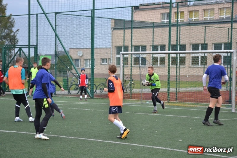 Zdjęcie w galerii na portalu naszraciborz.pl: W Krzyżanowicach szukali piłkarskich talentów wiadomości z regionu