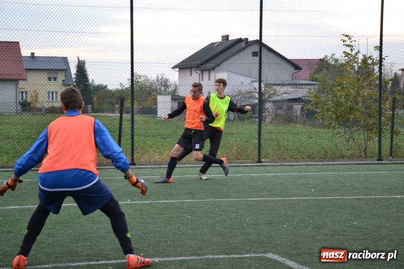 Zdjęcie w galerii na portalu naszraciborz.pl: W Krzyżanowicach szukali piłkarskich talentów wiadomości z regionu