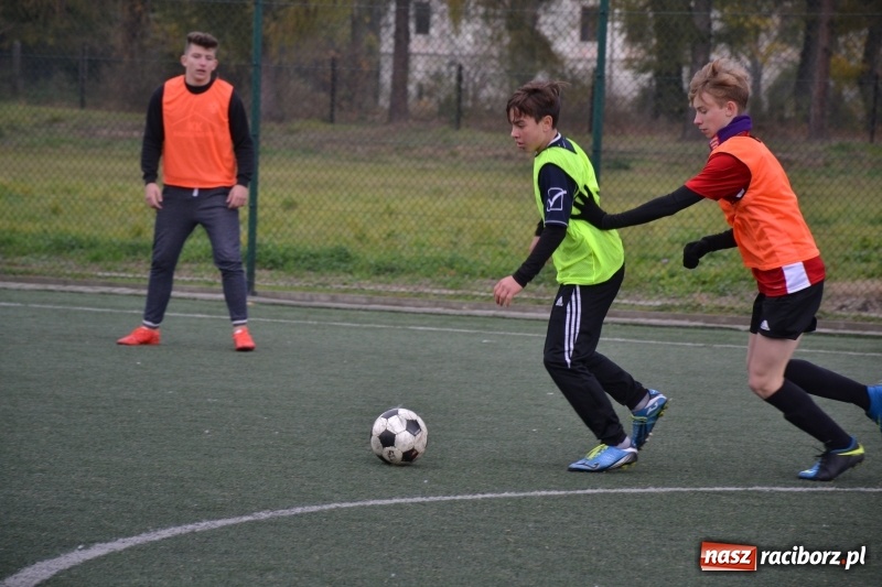 Zdjęcie w galerii na portalu naszraciborz.pl: W Krzyżanowicach szukali piłkarskich talentów wiadomości z regionu