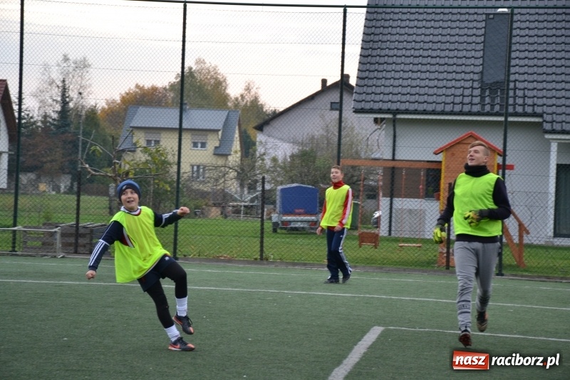 Zdjęcie w galerii na portalu naszraciborz.pl: W Krzyżanowicach szukali piłkarskich talentów wiadomości z regionu