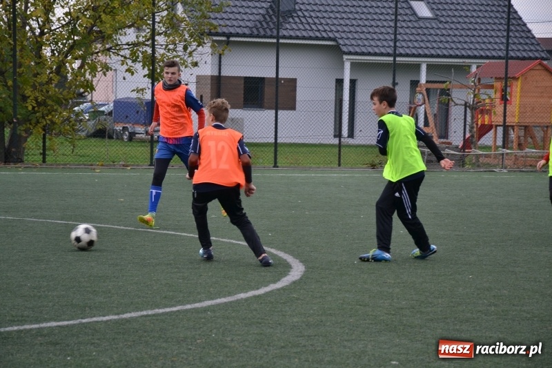 Zdjęcie w galerii na portalu naszraciborz.pl: W Krzyżanowicach szukali piłkarskich talentów wiadomości z regionu