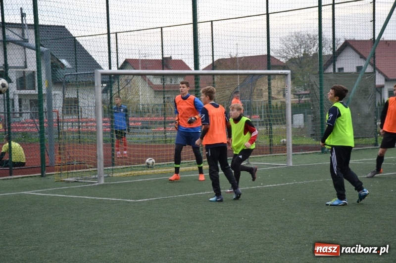 Zdjęcie w galerii na portalu naszraciborz.pl: W Krzyżanowicach szukali piłkarskich talentów wiadomości z regionu