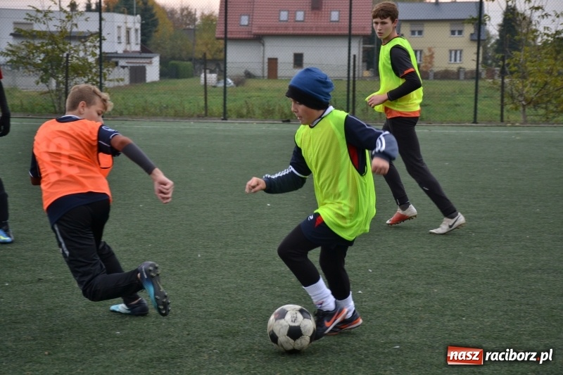 Zdjęcie w galerii na portalu naszraciborz.pl: W Krzyżanowicach szukali piłkarskich talentów wiadomości z regionu