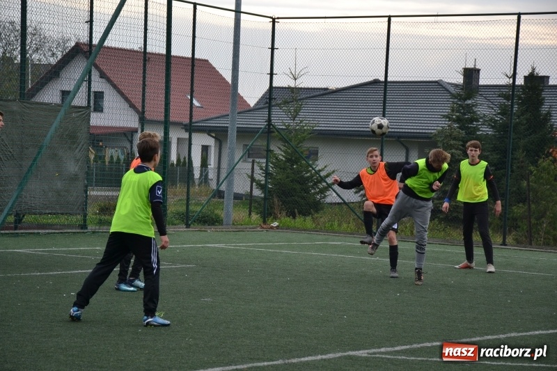 Zdjęcie w galerii na portalu naszraciborz.pl: W Krzyżanowicach szukali piłkarskich talentów wiadomości z regionu