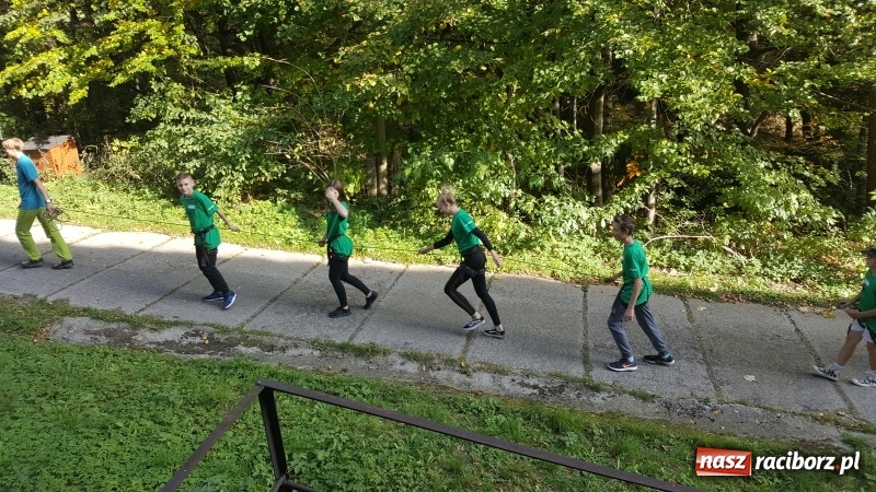 Zdjęcie w galerii na portalu naszraciborz.pl: Twarzą w twarz bez Internetu. Nowy projekt w szkole na Ostrogu wiadomości z regionu