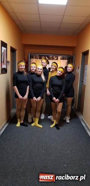Zdjęcie w galerii na portalu naszraciborz.pl: Dobry wynik raciborskiej Skazy na Pląsach Dramy w Pyskowicach wiadomości z regionu