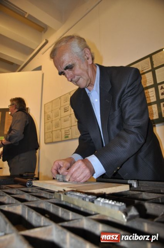 Zdjęcie w galerii na portalu naszraciborz.pl: Fenomenalny Wieczór w Muzeum wiadomości z regionu