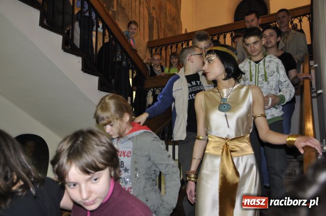 Zdjęcie w galerii na portalu naszraciborz.pl: Fenomenalny Wieczór w Muzeum wiadomości z regionu