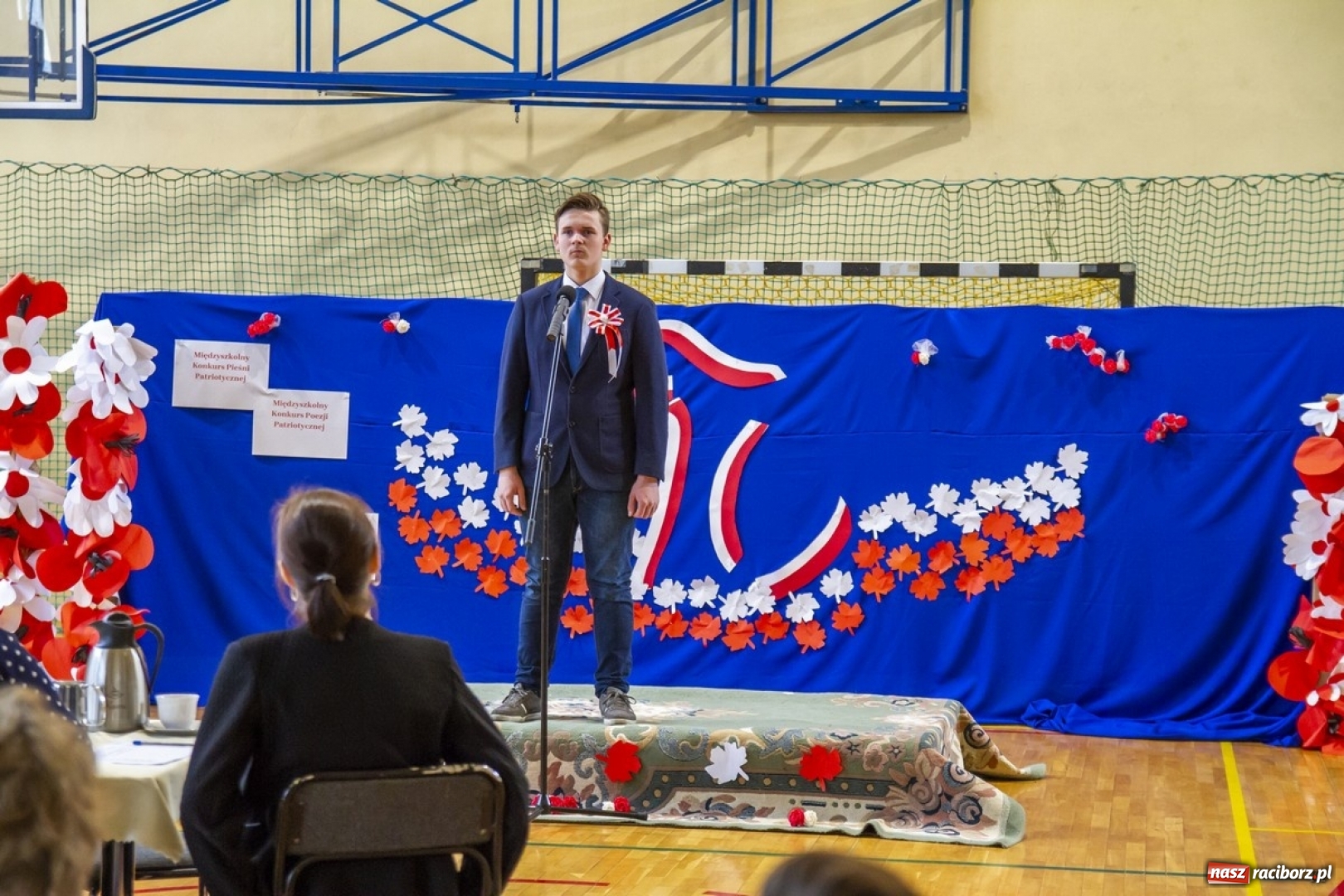 Zdjęcie w galerii na portalu naszraciborz.pl: W Kornowacu śpiewali i recytowali dla Niepodległej wiadomości z regionu