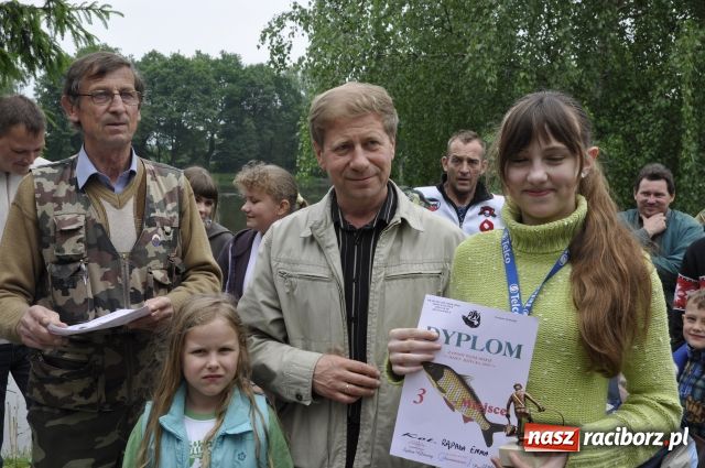 Zdjęcie w galerii na portalu naszraciborz.pl: Wędkarski Dzień Dziecka na Trzecioku wiadomości z regionu