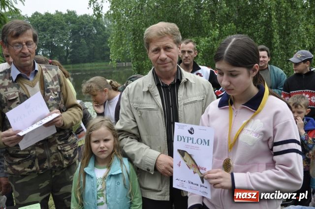 Zdjęcie w galerii na portalu naszraciborz.pl: Wędkarski Dzień Dziecka na Trzecioku wiadomości z regionu