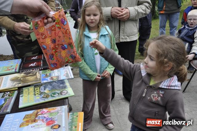Zdjęcie w galerii na portalu naszraciborz.pl: Wędkarski Dzień Dziecka na Trzecioku wiadomości z regionu