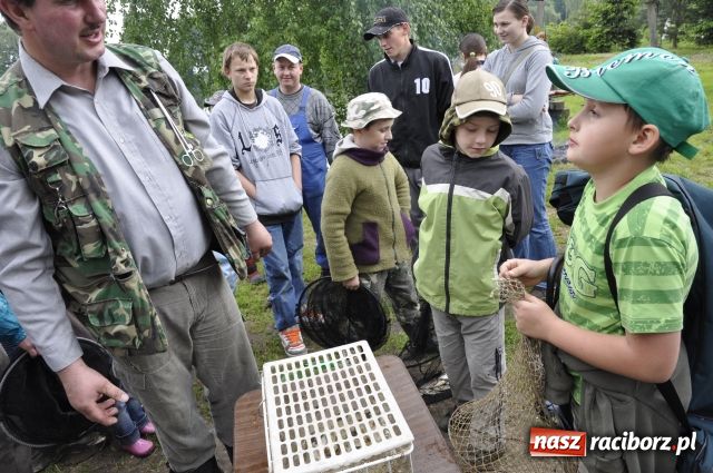 Zdjęcie w galerii na portalu naszraciborz.pl: Wędkarski Dzień Dziecka na Trzecioku wiadomości z regionu