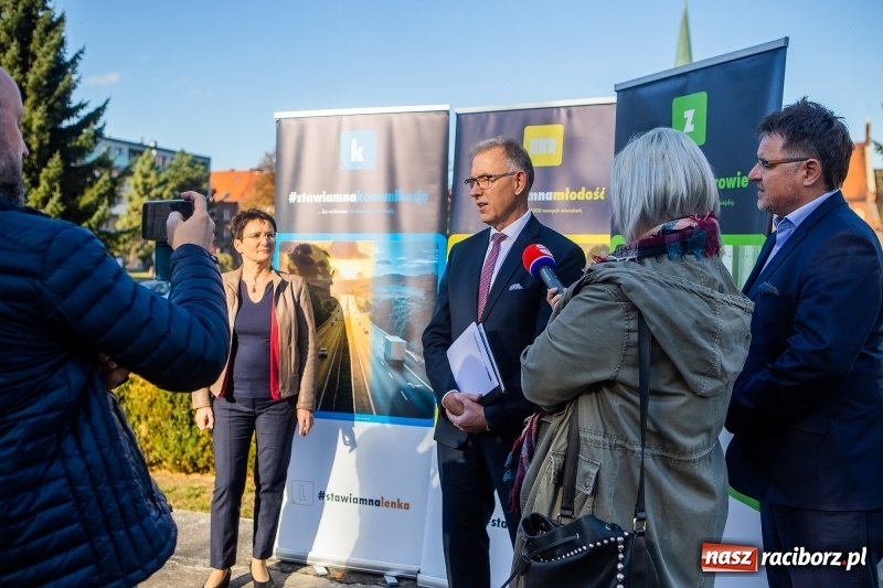 Zdjęcie w galerii na portalu naszraciborz.pl: Polityka miłości i politycznej korupcji. Mirosław Lenk o swoim rywalu w II turze WIDEO wiadomości z regionu