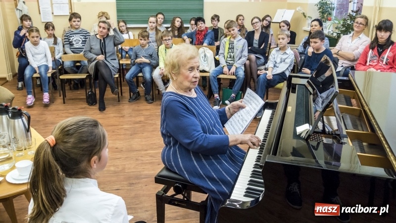 Zdjęcie w galerii na portalu naszraciborz.pl: Wybitna polska pianistka na warsztatach w Raciborzu FOTO i WIDEO wiadomości z regionu