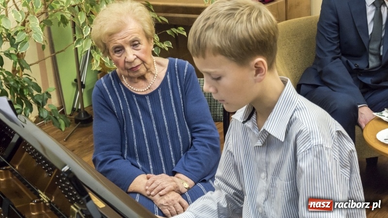 Zdjęcie w galerii na portalu naszraciborz.pl: Wybitna polska pianistka na warsztatach w Raciborzu FOTO i WIDEO wiadomości z regionu