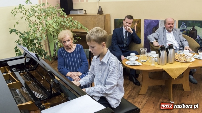 Zdjęcie w galerii na portalu naszraciborz.pl: Wybitna polska pianistka na warsztatach w Raciborzu FOTO i WIDEO wiadomości z regionu