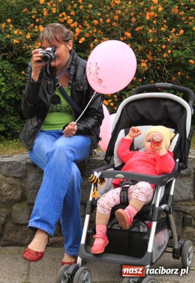 Zdjęcie w galerii na portalu naszraciborz.pl: Dorośli, młodzież i dzieci promują bieganie wiadomości z regionu